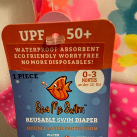 ⭐2 for 15⭐ Baby girl Swimsuit with swim diaper size 0-3 months - Picture 3 of 3